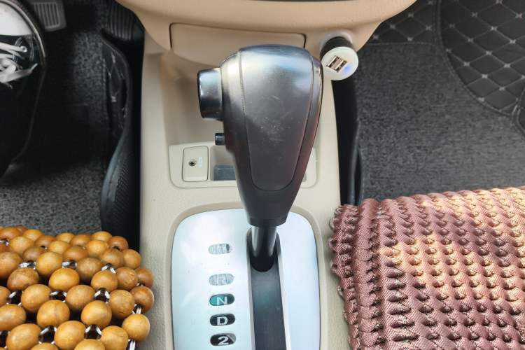 Used Kia Cerato 2012 1.6L AT GL Gear Lever