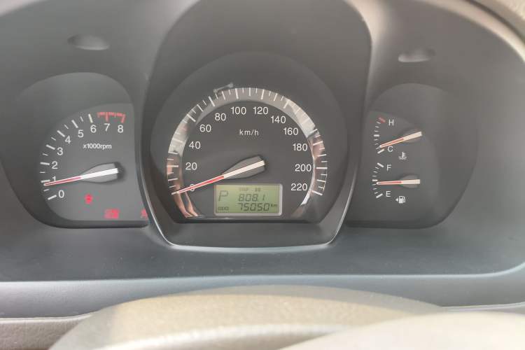 Used Kia Cerato 2012 1.6L AT GL Instrument Cluster