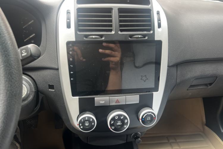 Used Kia Cerato 2012 1.6L MT GL Interior 2
