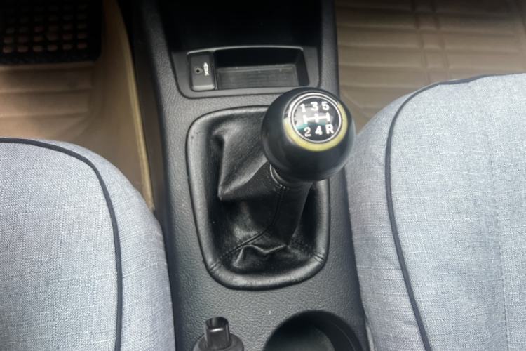 Used Kia Cerato 2012 1.6L MT GL Interior 3