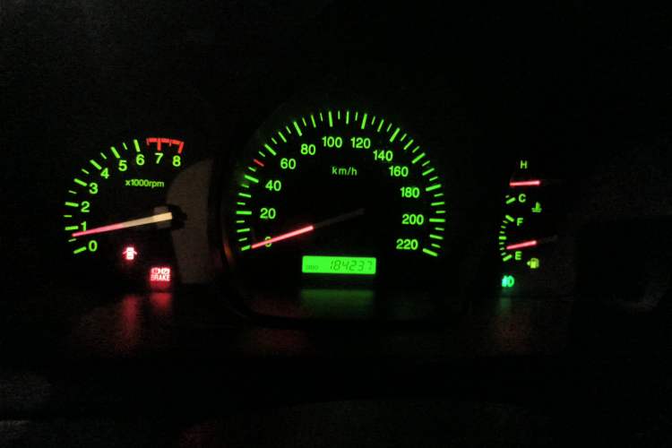 Used Kia Cerato 2012 1.6L MT GL Odometer Close Up