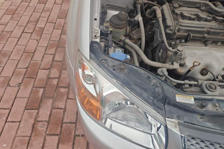 Used Kia Cerato 2012 1.6L MT GL Right Front Headlight