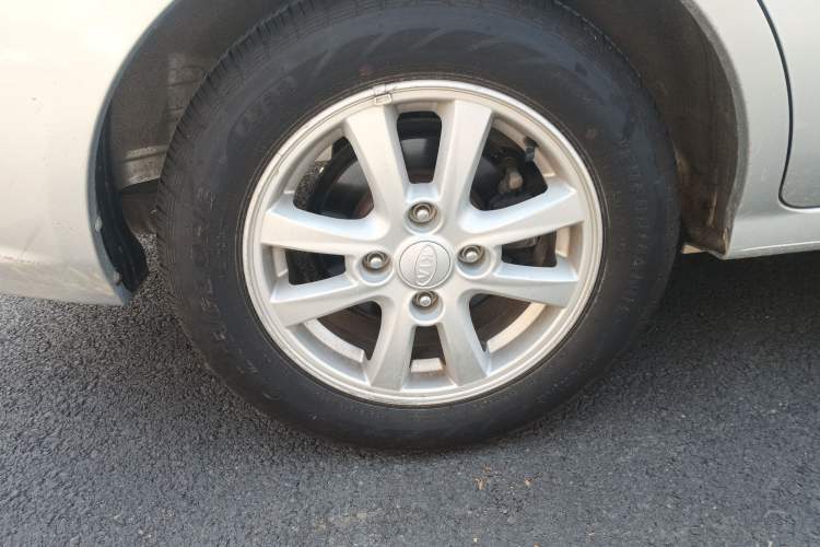 Used Kia Cerato 2012 1.6L MT GL Right Front Wheel Hub