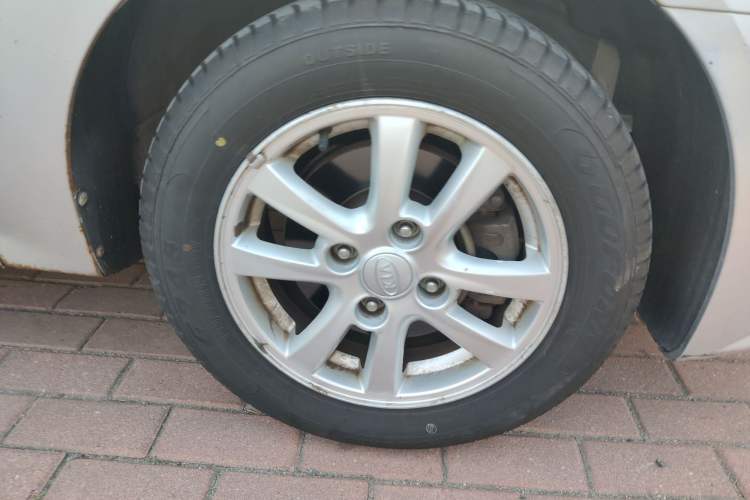 Used Kia Cerato 2012 1.6L MT GL Right Front Wheel Hub