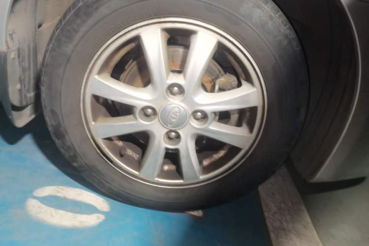 Used Kia Cerato 2012 1.6L MT GL Right Front Wheel Hub