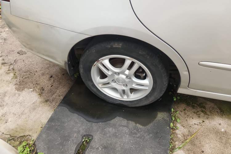 Used Kia Cerato 2012 1.6L MT GL Right Rear Wheel Hub