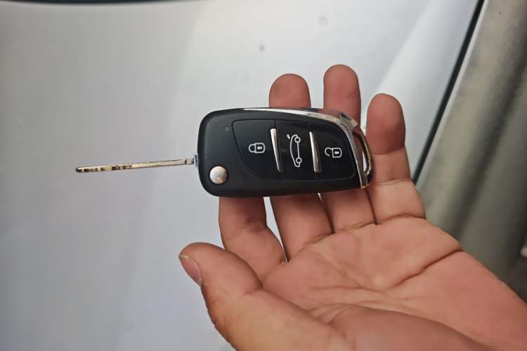 Used Kia Cerato 2012 1.6L MT GL Vehicle Key