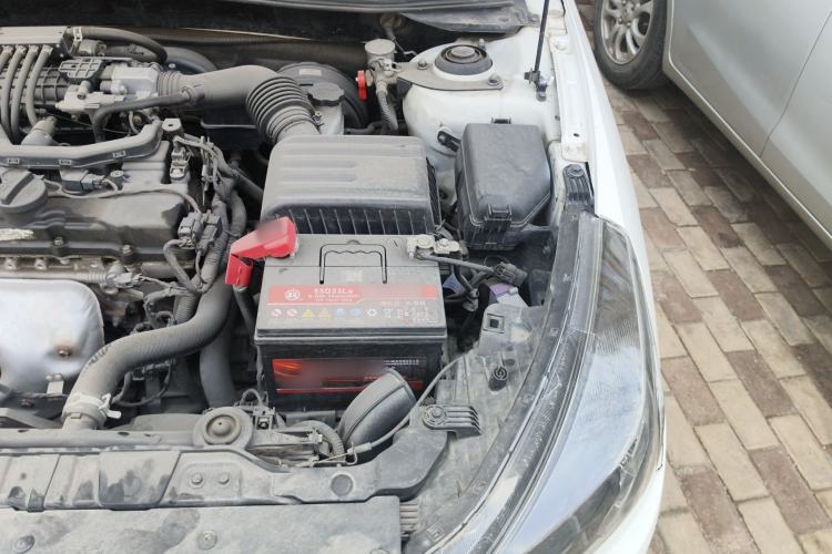 Used Kia Cerato 2012 1.6L MT GL Engine Bay Left