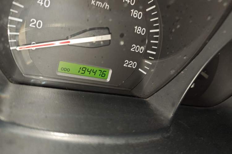 Used Kia Cerato 2012 1.6L MT GL Odometer Close Up