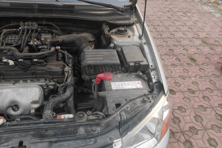 Used Kia Cerato  Engine Bay Left