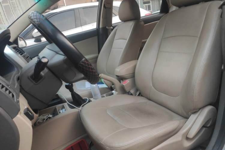 Used Kia Cerato  Left Front Seat