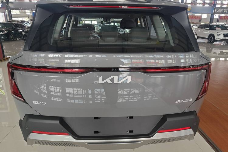 Used Kia EV5 2025 530 Air Exterior 4
