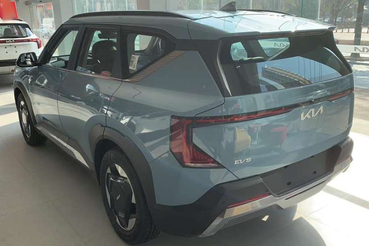 Used Kia EV5 2024 530 Land Exterior 3