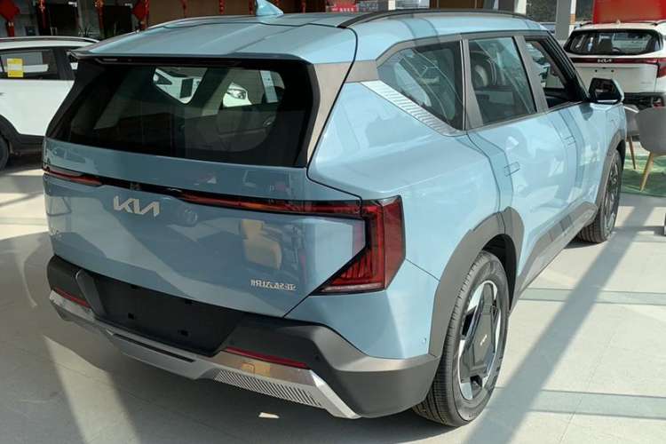 Used Kia EV5 2024 530 Land Exterior 4