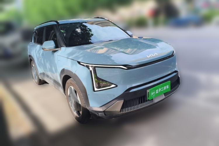 Used Kia EV5 2024 530 Land Front Right 45 Deg