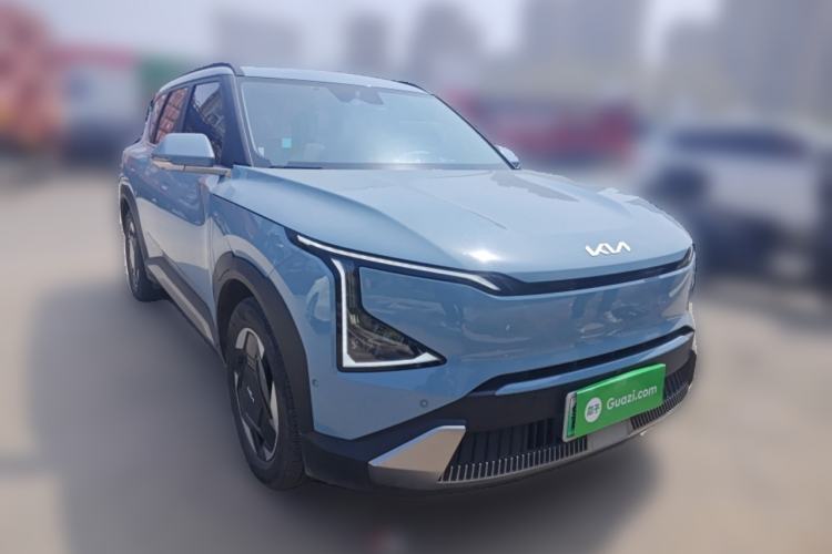 Used Kia EV5 2024 530 Land Front Right 45 Deg