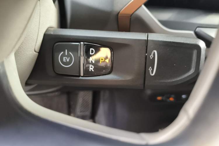 Used Kia EV5 2024 530 Land Gear Lever