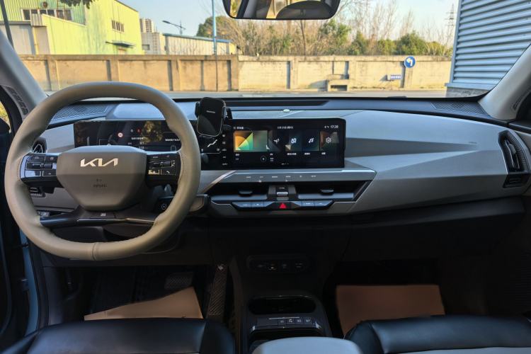 Used Kia EV5 2024 530 Air Interior 2