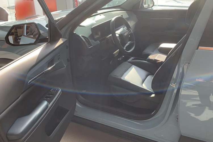Used Kia EV5 2024 530 Land Interior 2