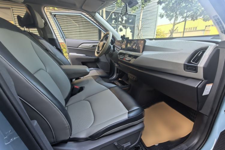Used Kia EV5 2024 530 Air Interior 4