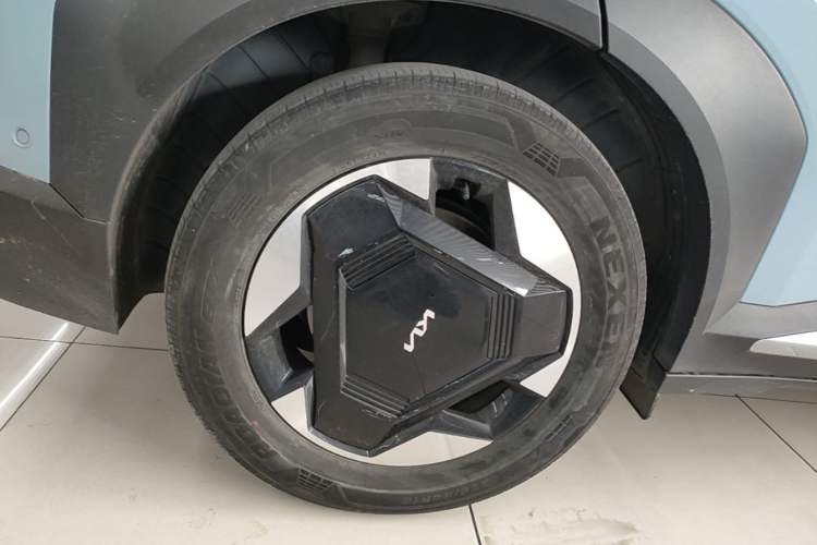 Used Kia EV5 2024 530 Land Right Rear Wheel Hub