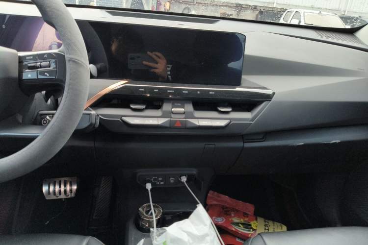 Used Kia EV5 2024 530 Light Audio And AC Panel