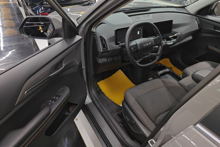 Used Kia EV5 2024 530 Light Driver Seat