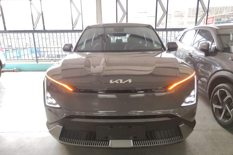 Used Kia EV5 2024 530 Air Exterior 1
