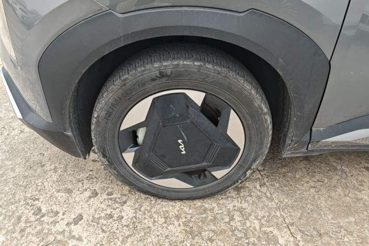Used Kia EV5 2024 530 Light Exterior 1