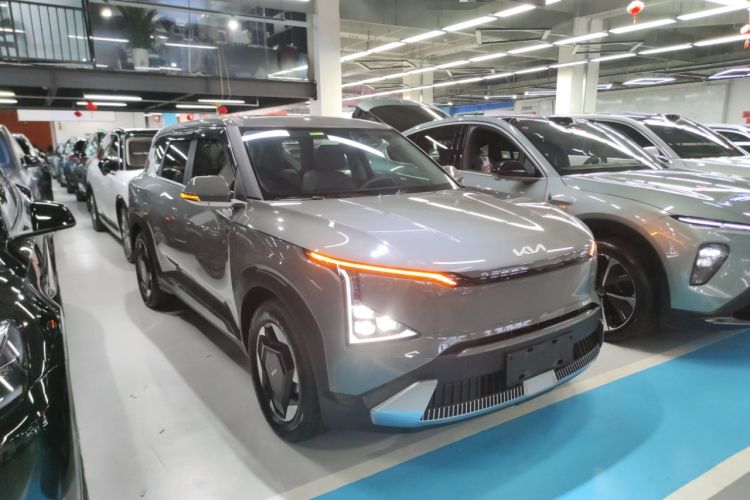 Used Kia EV5 2024 530 Air Exterior 2