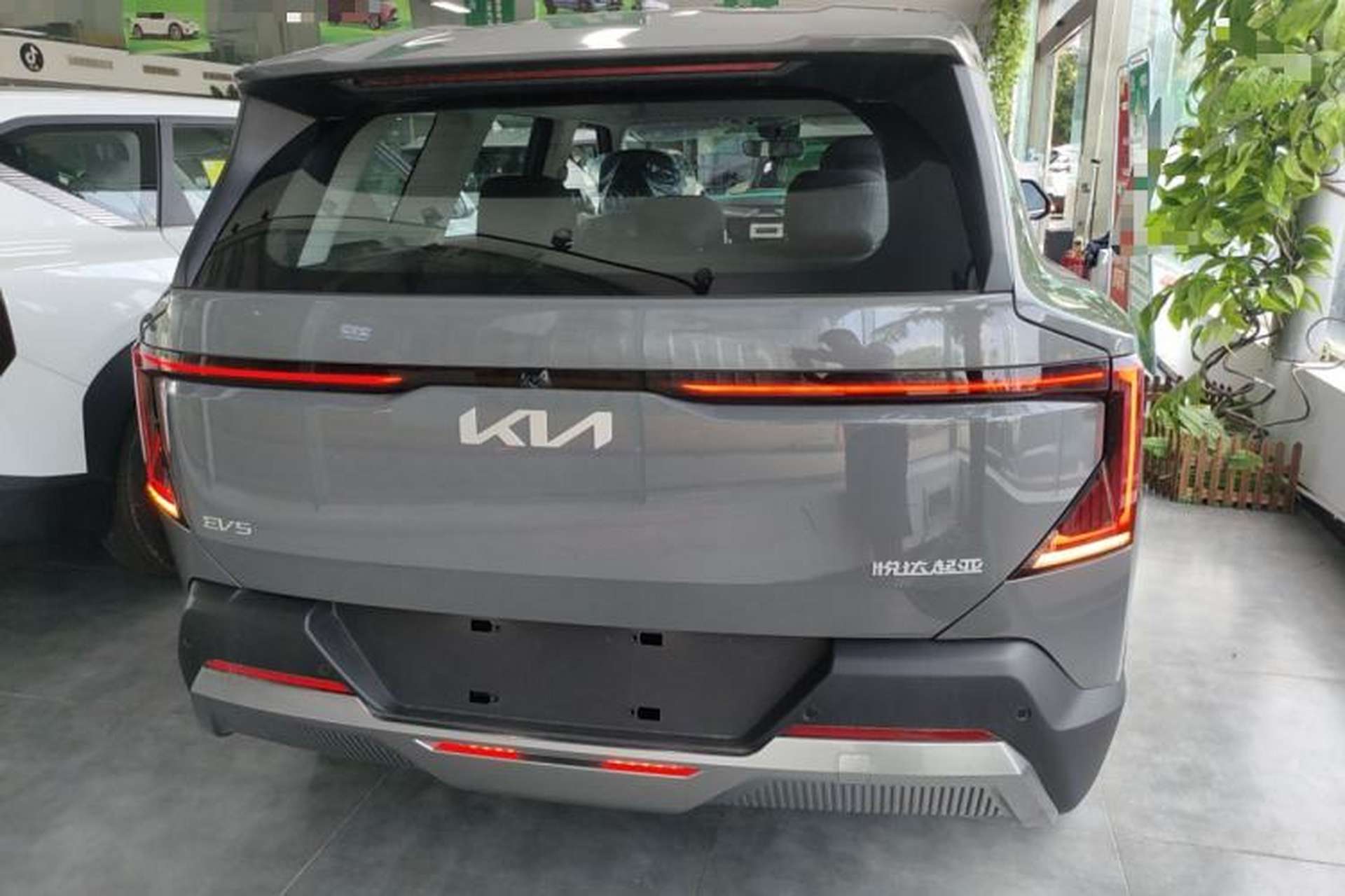Used Kia EV5 2024 530 Light Exterior 4