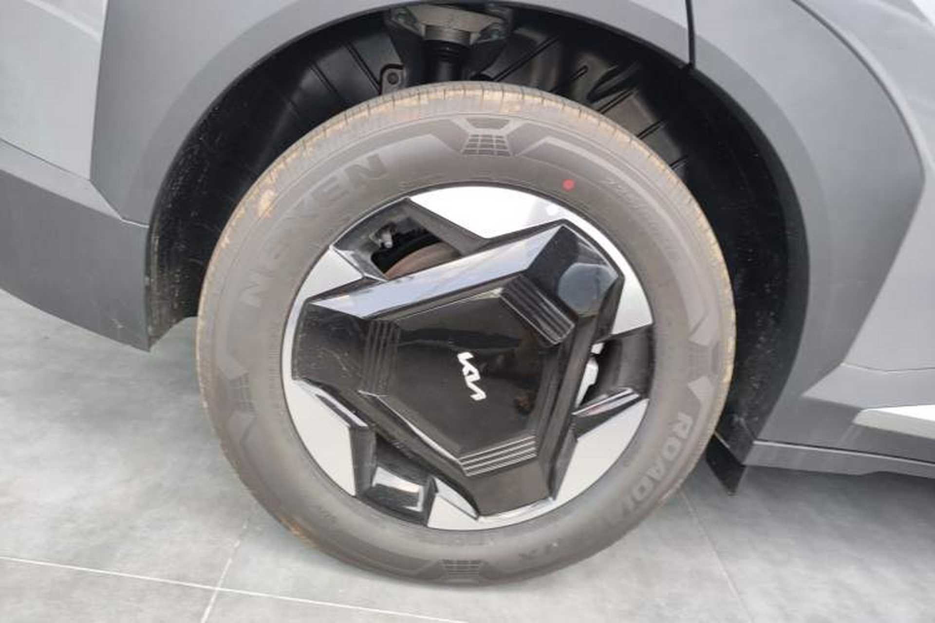 Used Kia EV5 2024 530 Light Exterior 8
