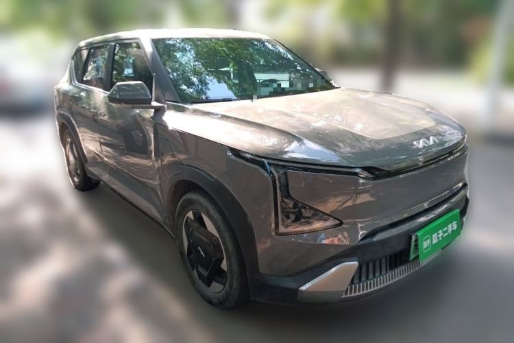 Used Kia EV5 2024 530 Light Front Right 45 Deg