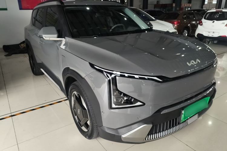 Used Kia EV5 2024 720 Land Front Right 45 Deg