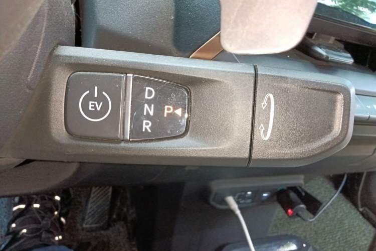 Used Kia EV5 2024 530 Light Gear Lever