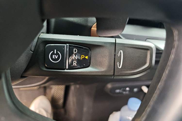 Used Kia EV5 2024 530 Light Gear Lever