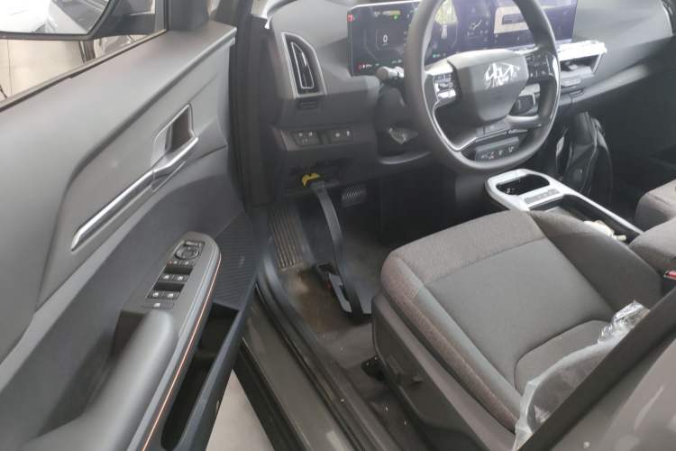Used Kia EV5 2024 530 Light Interior 3