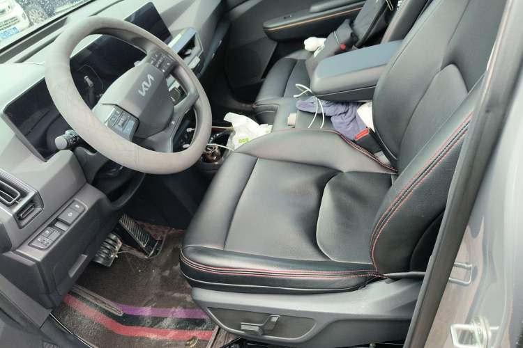 Used Kia EV5 2024 530 Light Left Front Seat
