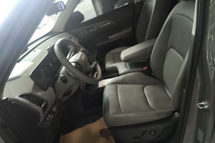 Used Kia EV5 2024 720 Land Left Front Seat