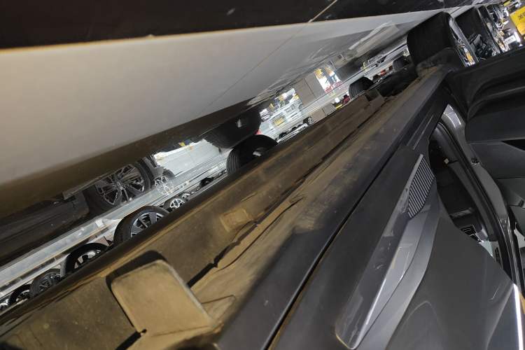Used Kia EV5 2024 530 Light Left Side Sill