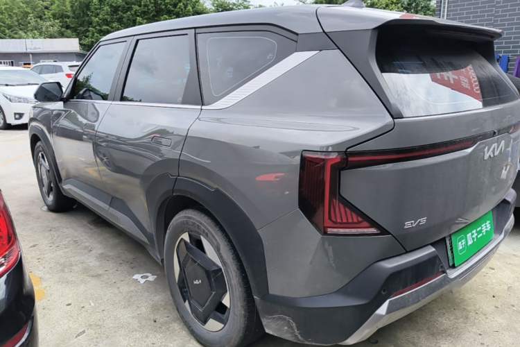 Used Kia EV5 2024 530 Light Rear Left 45 Deg
