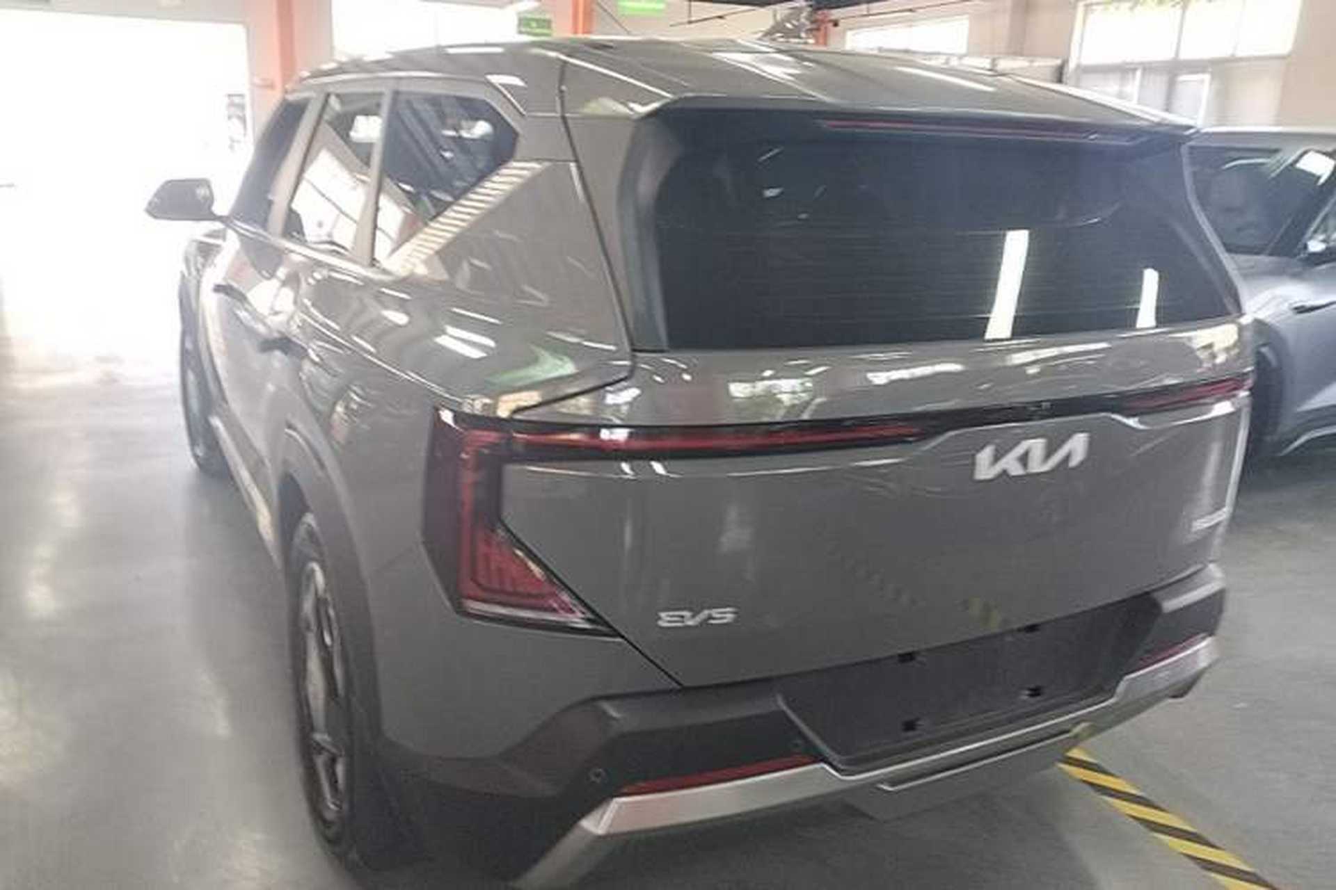 Used Kia EV5 2024 530 Light Rear Left 45 Deg