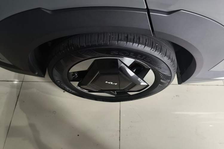 Used Kia EV5 2024 720 Land Right Rear Wheel Hub