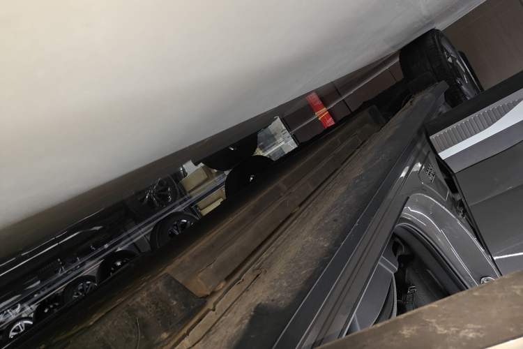 Used Kia EV5 2024 530 Light Right Side Sill