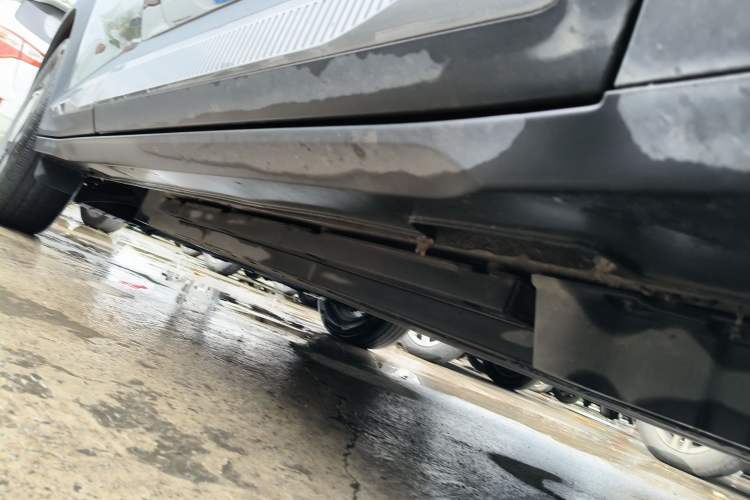 Used Kia EV5 2024 530 Light Right Side Sill