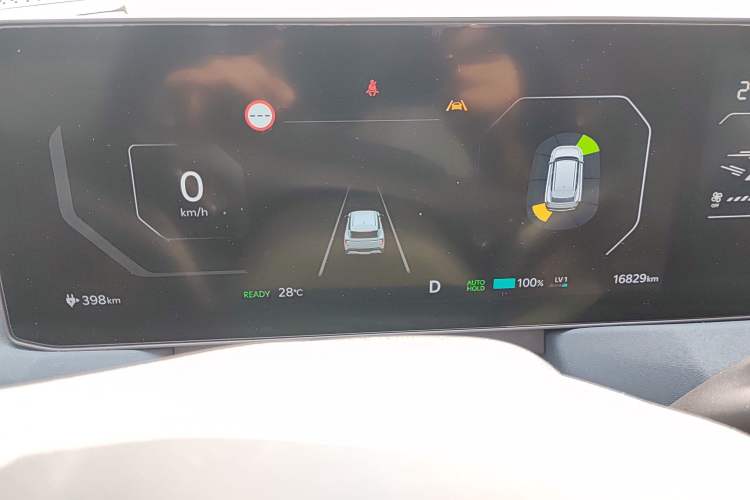 Used Kia EV5 2024 530 Land Instrument Cluster