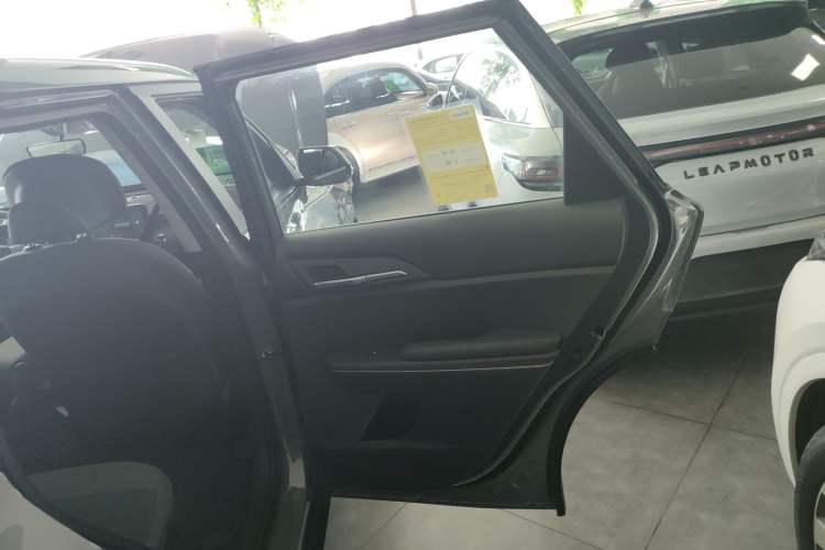 Used Kia EV5 2024 530 Light Interior 6