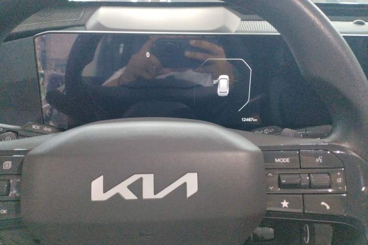 Used Kia EV5 2024 530 Air Odometer Close Up