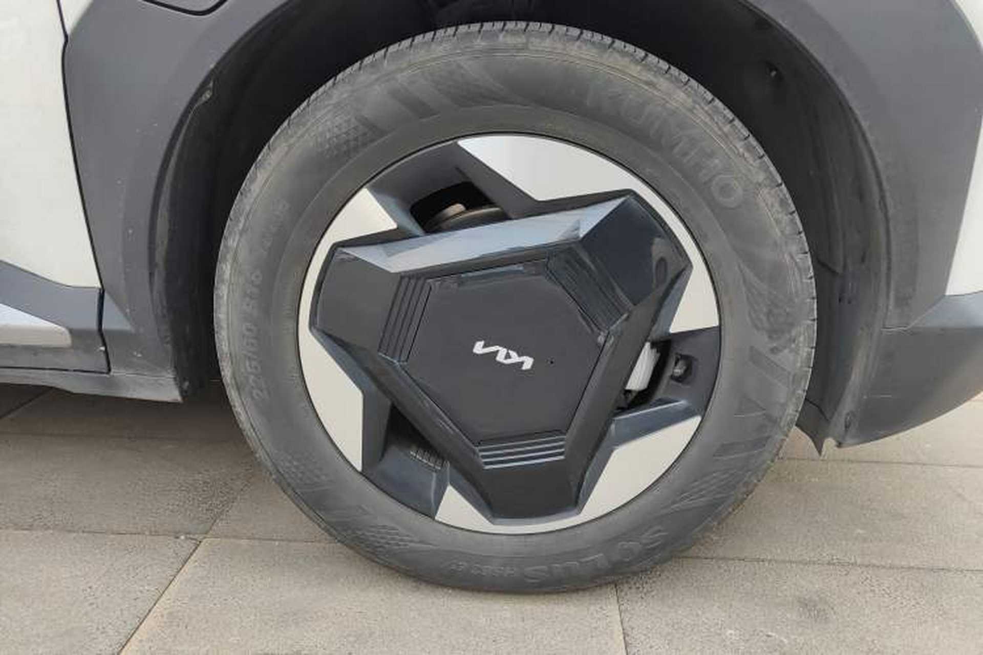 Used Kia EV5 2024 530 Land Exterior 1