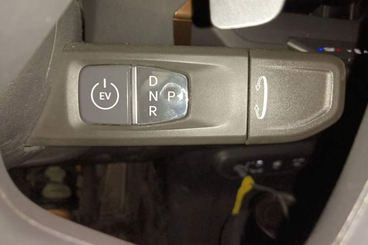 Used Kia EV5 2024 530 Light Gear Lever